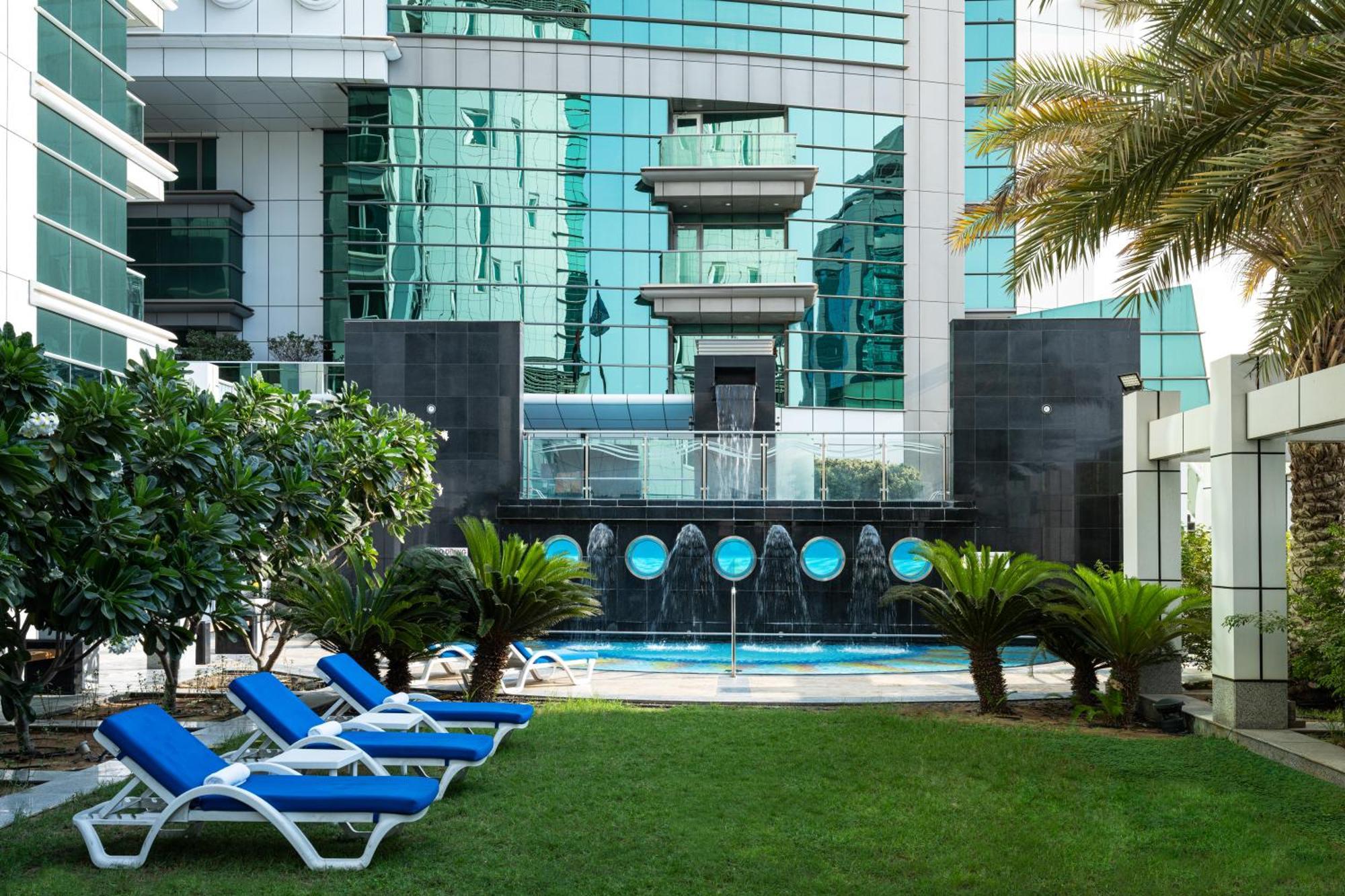 Four Points By Sheraton Sharjah Eksteriør bilde