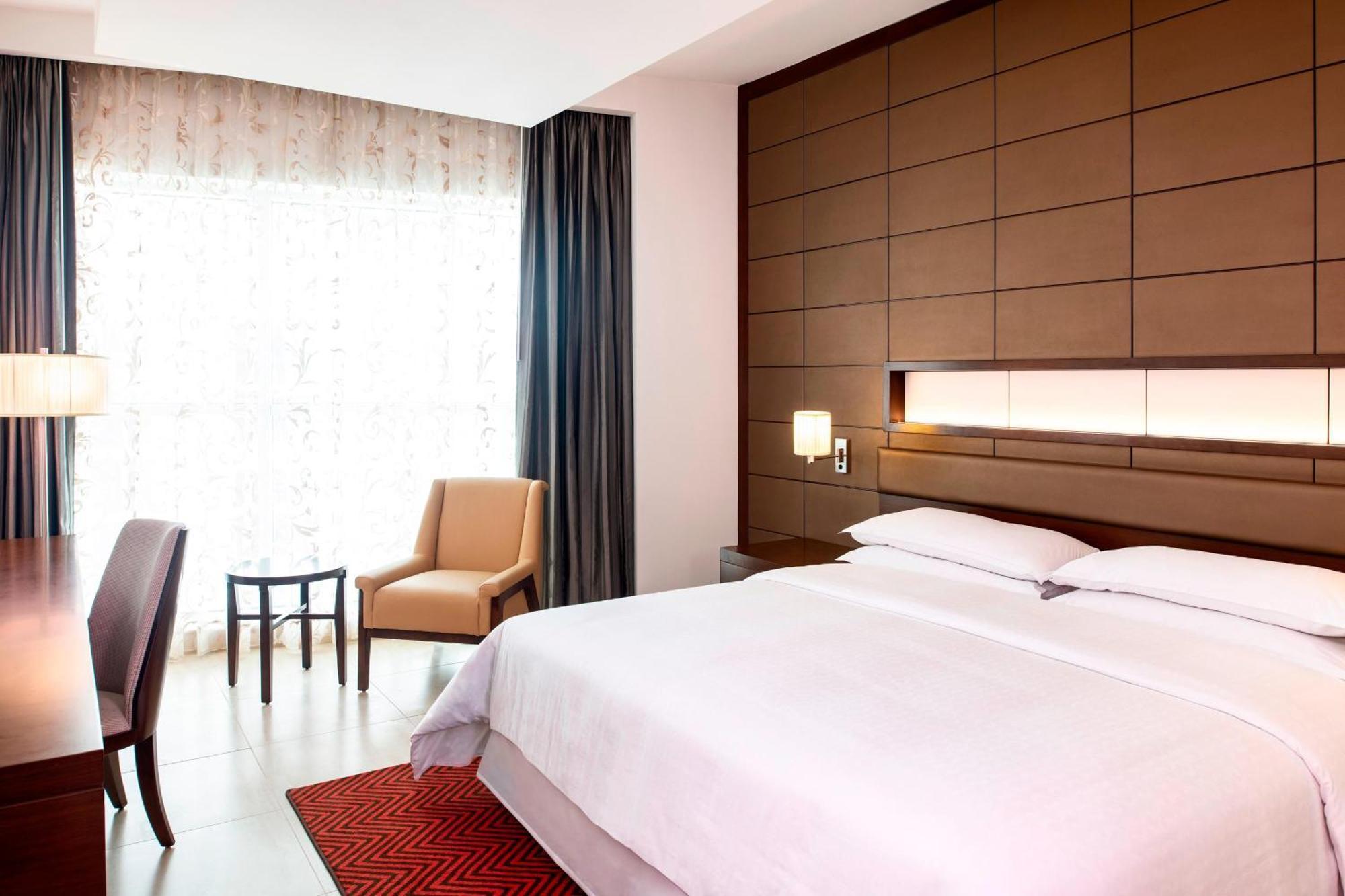 Four Points By Sheraton Sharjah Eksteriør bilde