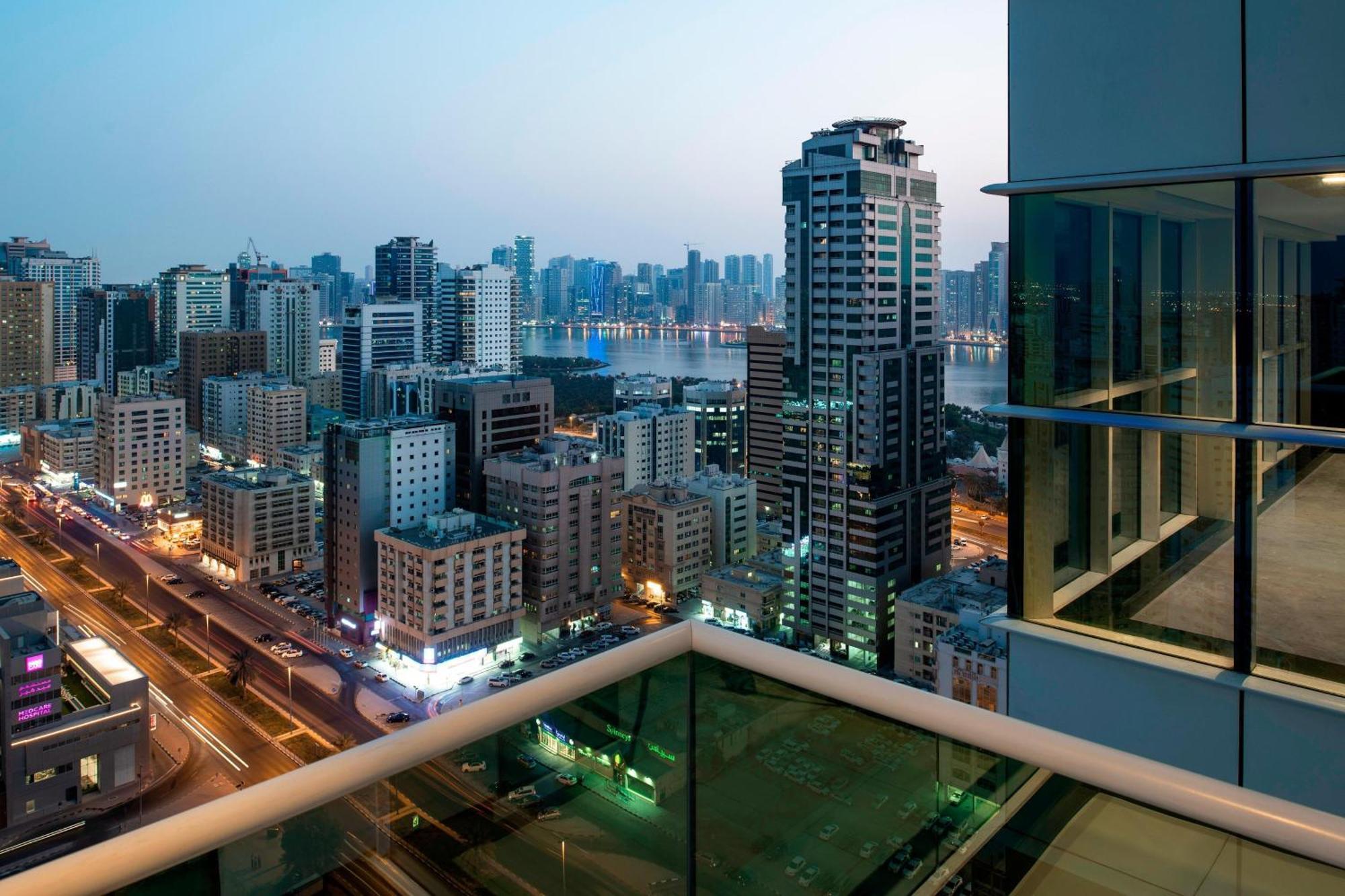 Four Points By Sheraton Sharjah Eksteriør bilde